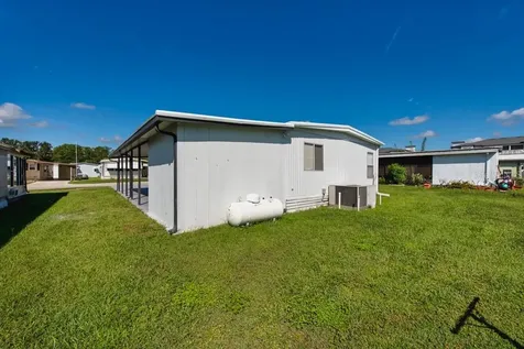 3920 Kim Drive Wesley Chapel FL 33543