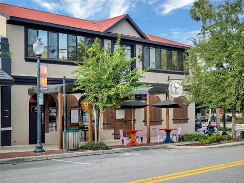 610 S Highland Street Mount Dora FL 32757