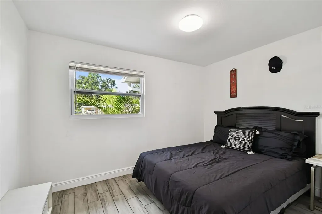 4722 W Bay Avenue Tampa FL 33616