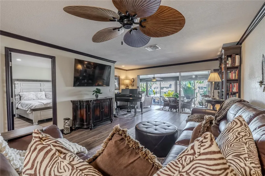 345 Boca Ciega Point Boulevard St Petersburg FL 33708