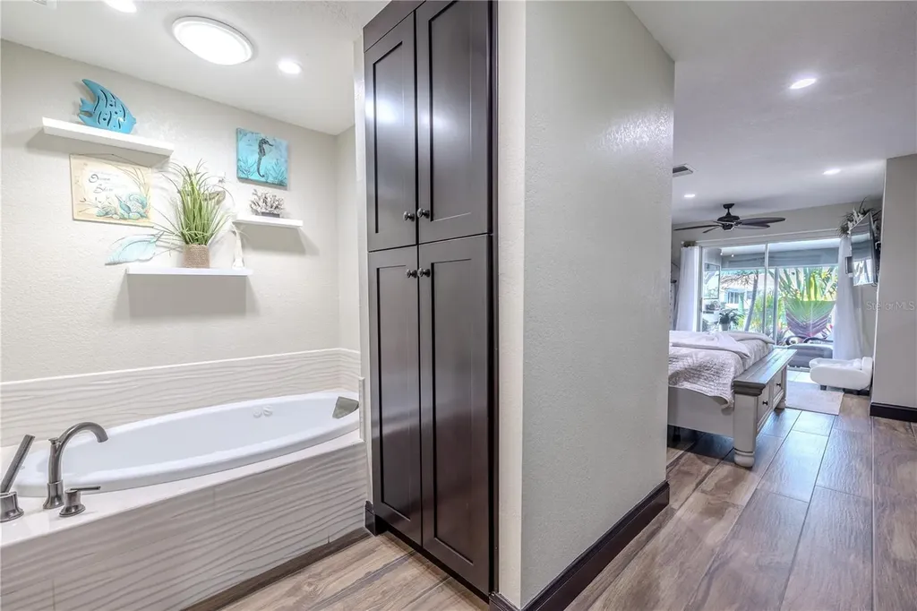 345 Boca Ciega Point Boulevard St Petersburg FL 33708