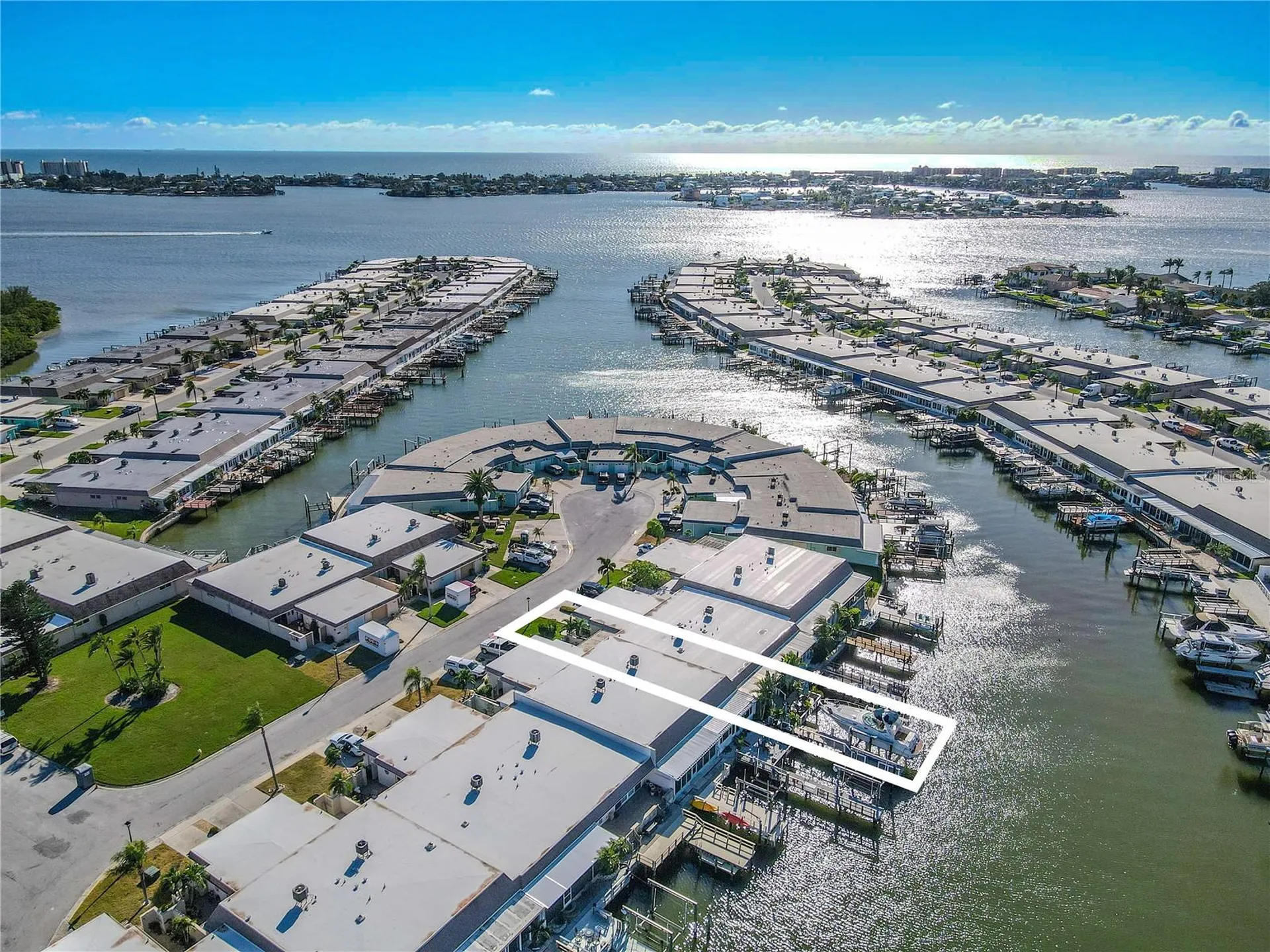 345 Boca Ciega Point Boulevard St Petersburg FL 33708