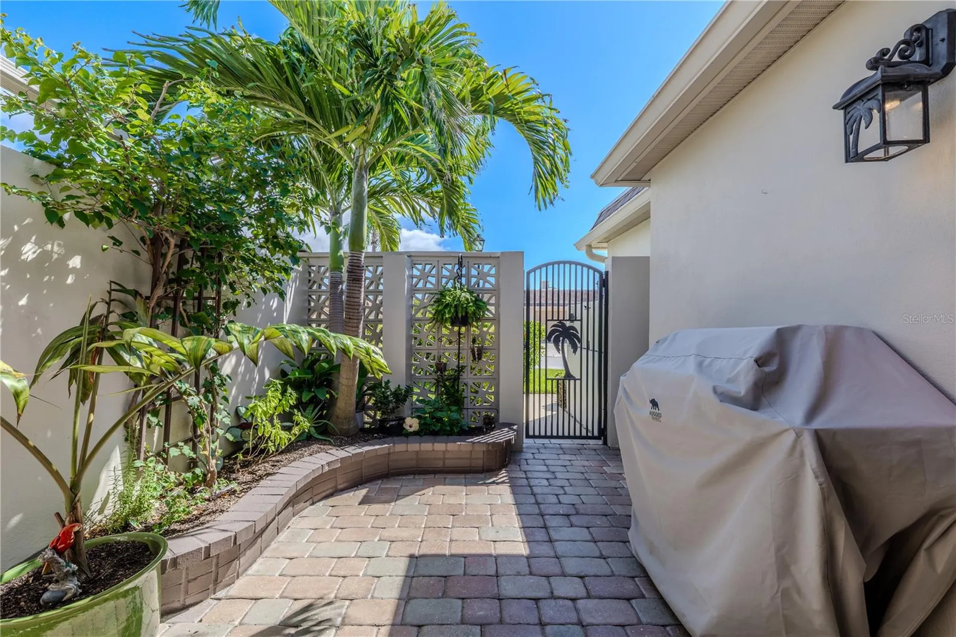 345 Boca Ciega Point Boulevard St Petersburg FL 33708