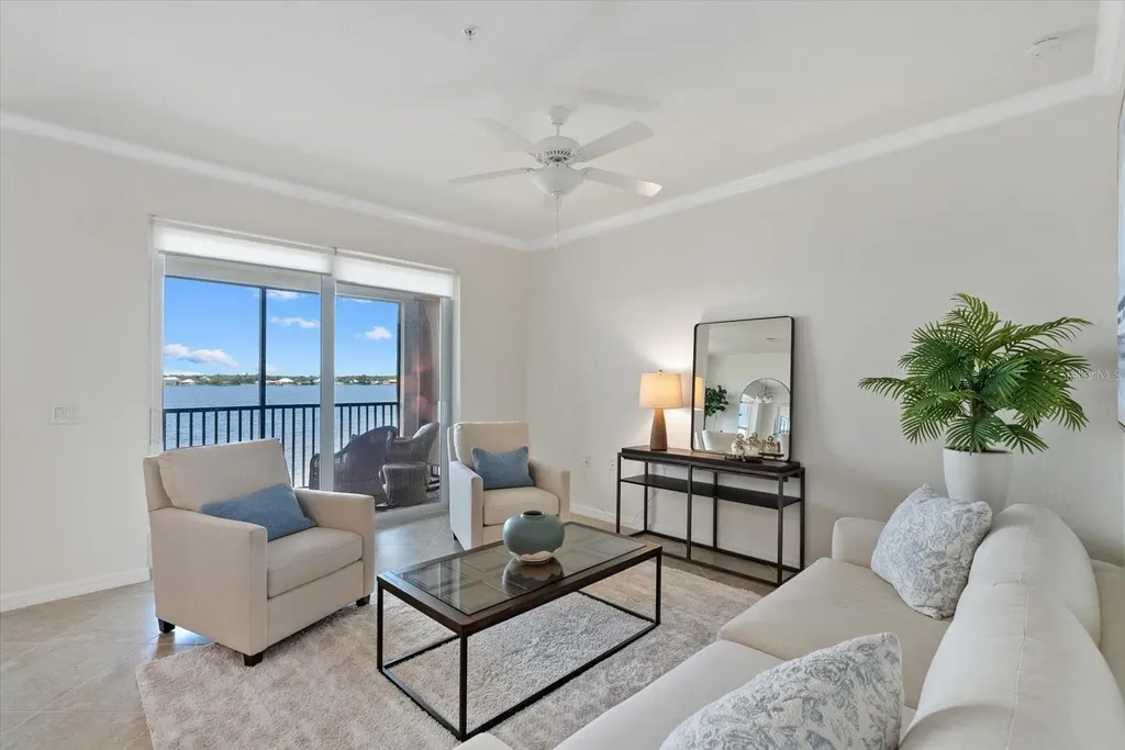 1030 Tidewater Shores Loop Bradenton FL 34208