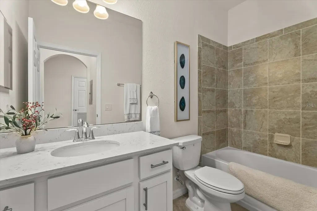 1030 Tidewater Shores Loop Bradenton FL 34208