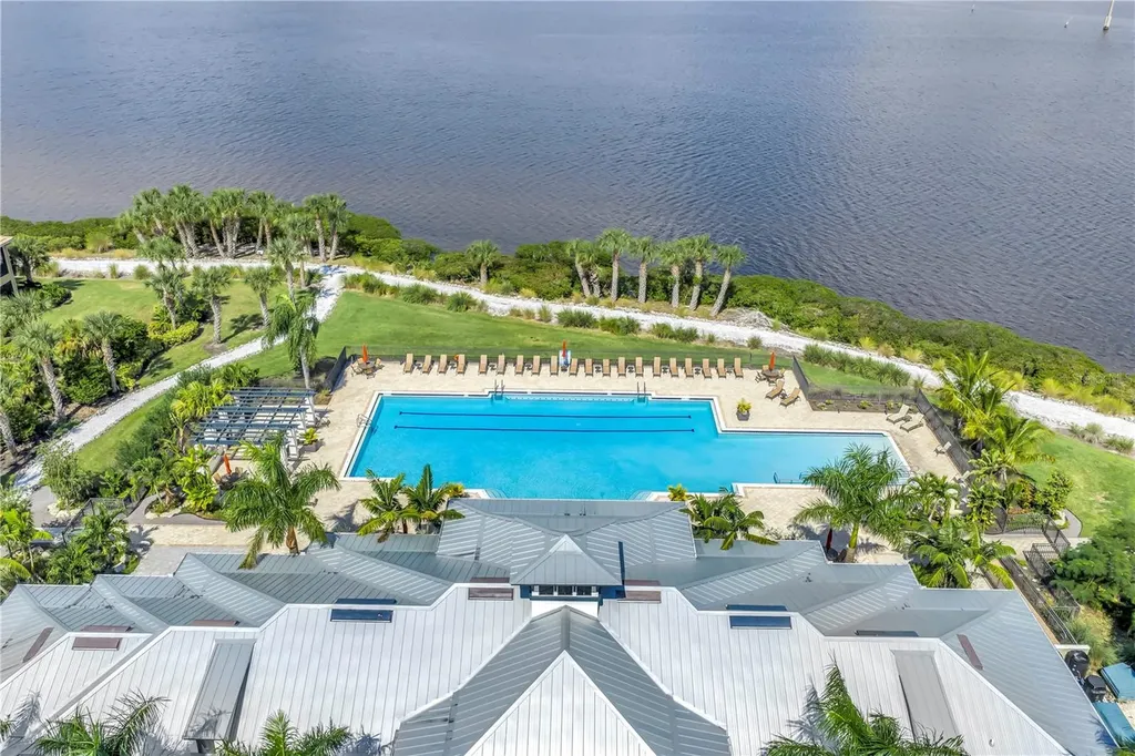 1030 Tidewater Shores Loop Bradenton FL 34208