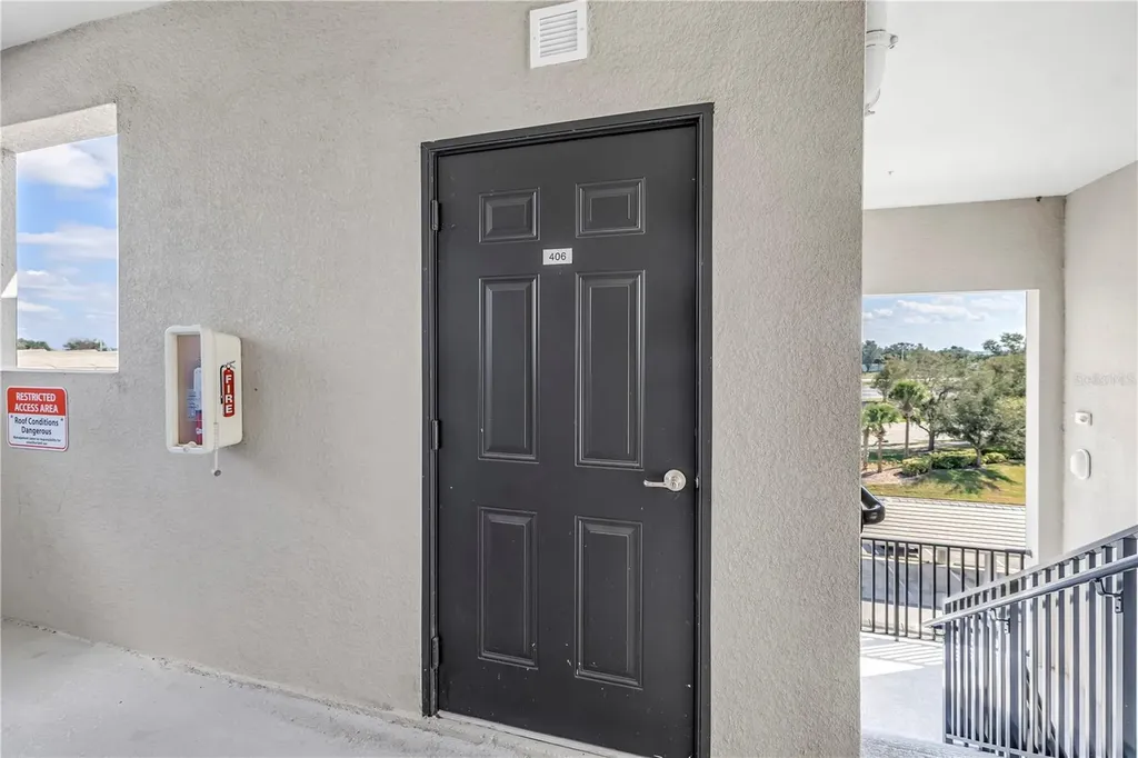 1030 Tidewater Shores Loop Bradenton FL 34208