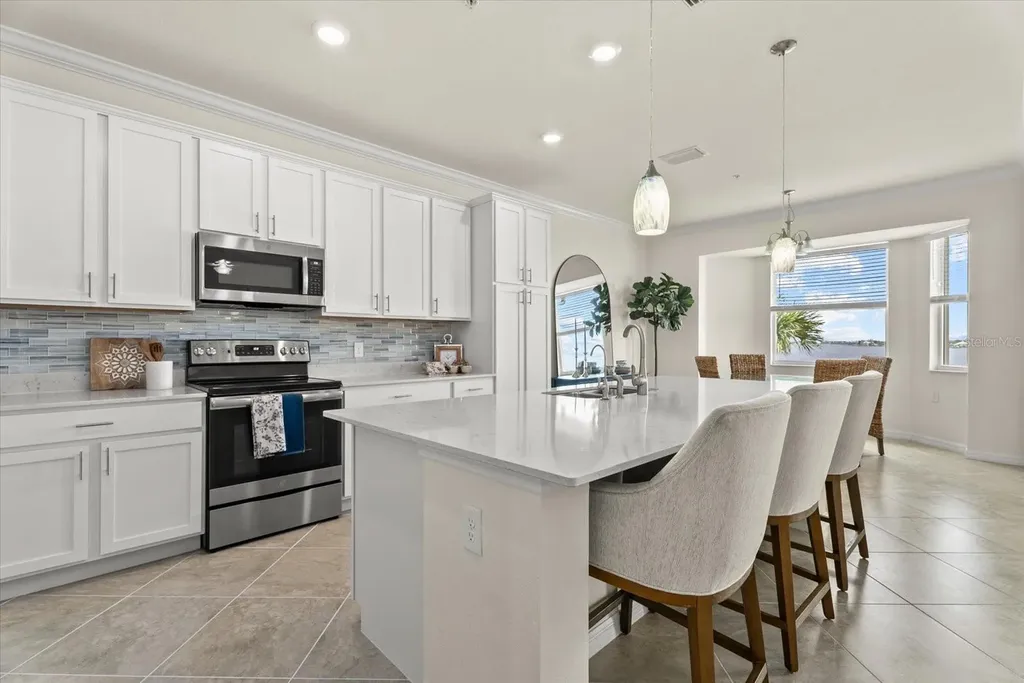 1030 Tidewater Shores Loop Bradenton FL 34208