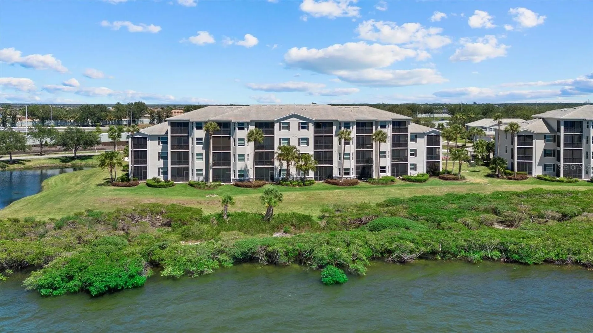 1030 Tidewater Shores Loop Bradenton FL 34208