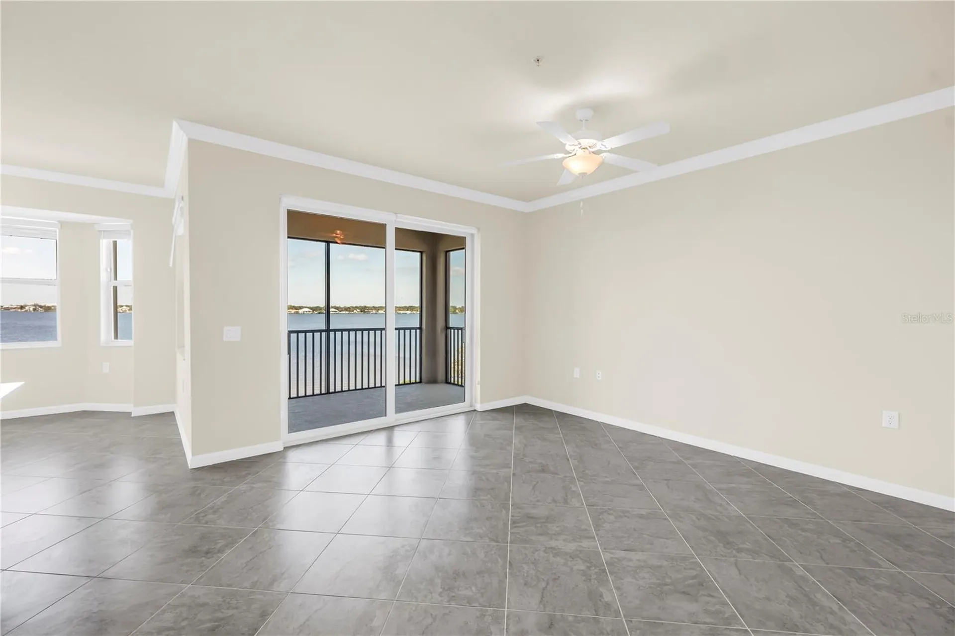 1030 Tidewater Shores Loop Bradenton FL 34208