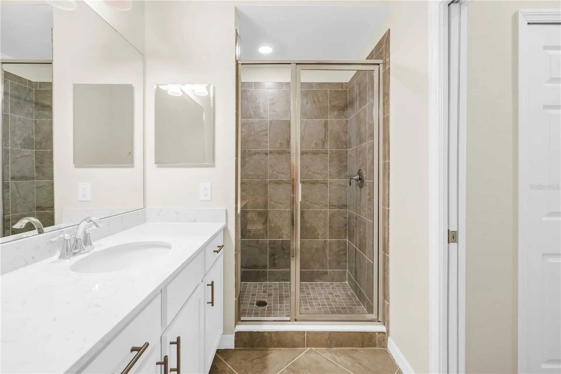 1030 Tidewater Shores Loop Bradenton FL 34208