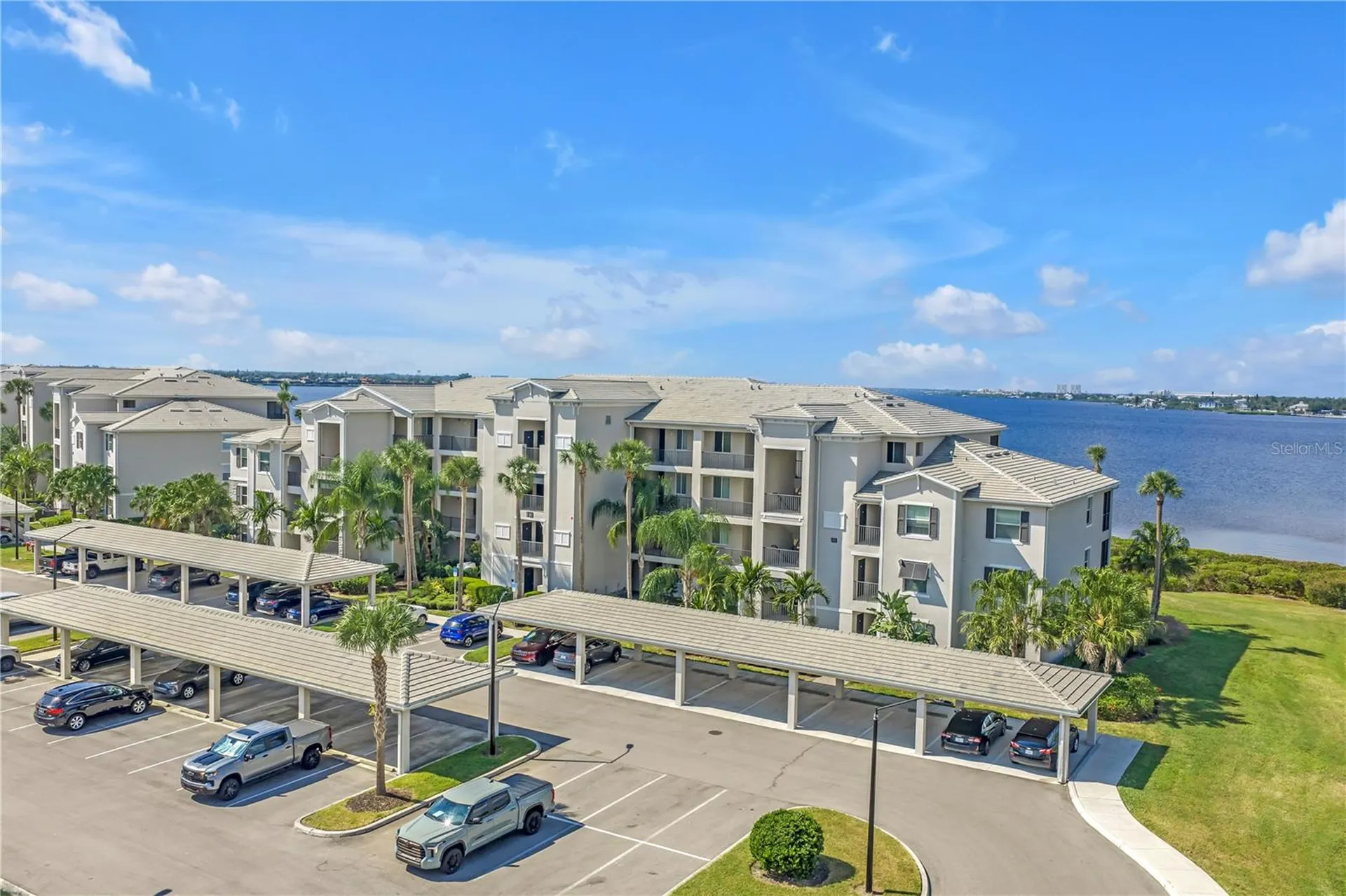 1030 Tidewater Shores Loop Bradenton FL 34208