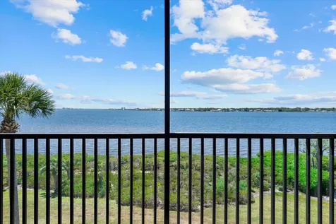 1030 Tidewater Shores Loop Bradenton FL 34208