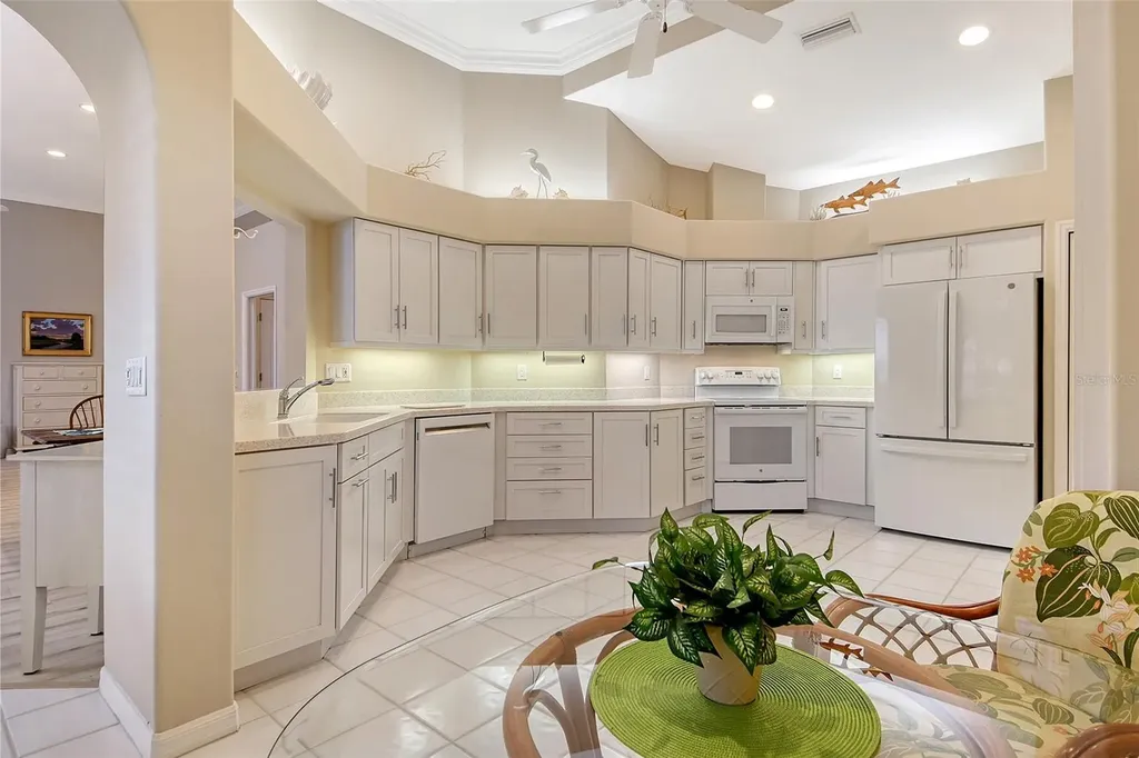 3770 Amapola Lane Sarasota FL 34238