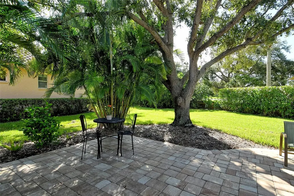 3770 Amapola Lane Sarasota FL 34238
