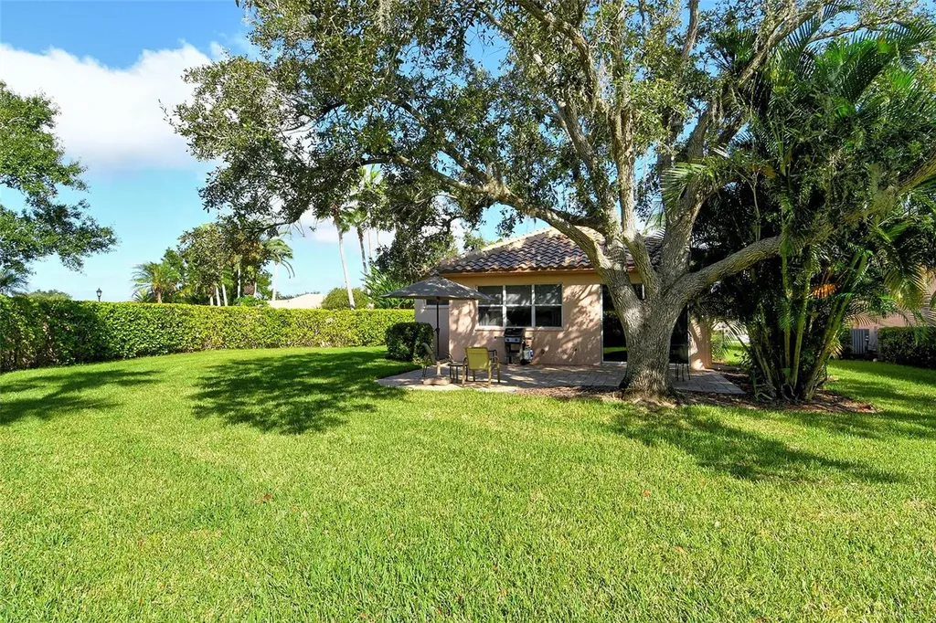 3770 Amapola Lane Sarasota FL 34238