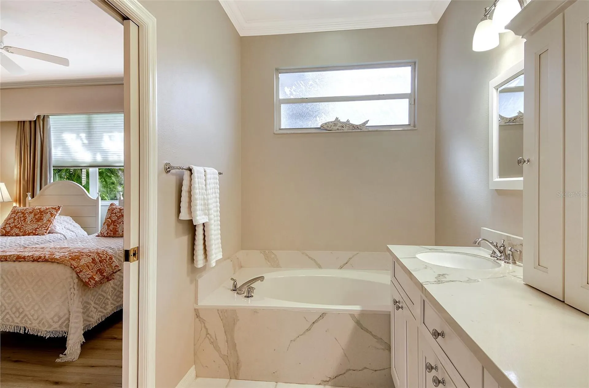 3770 Amapola Lane Sarasota FL 34238