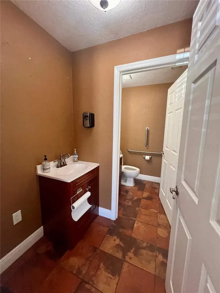 766 Deltona Boulevard Deltona FL 32725