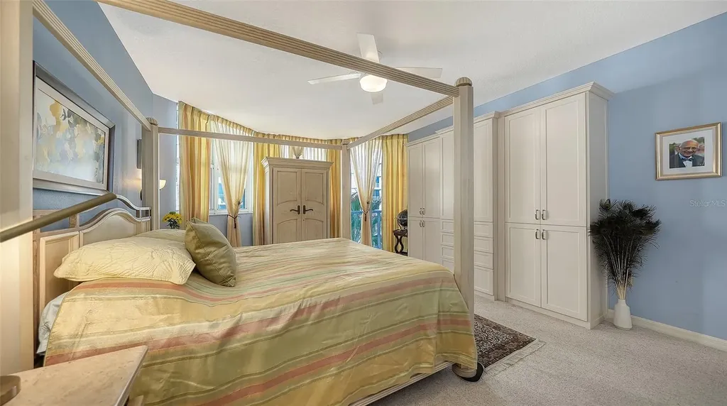 1800 Benjamin Franklin Drive Sarasota FL 34236