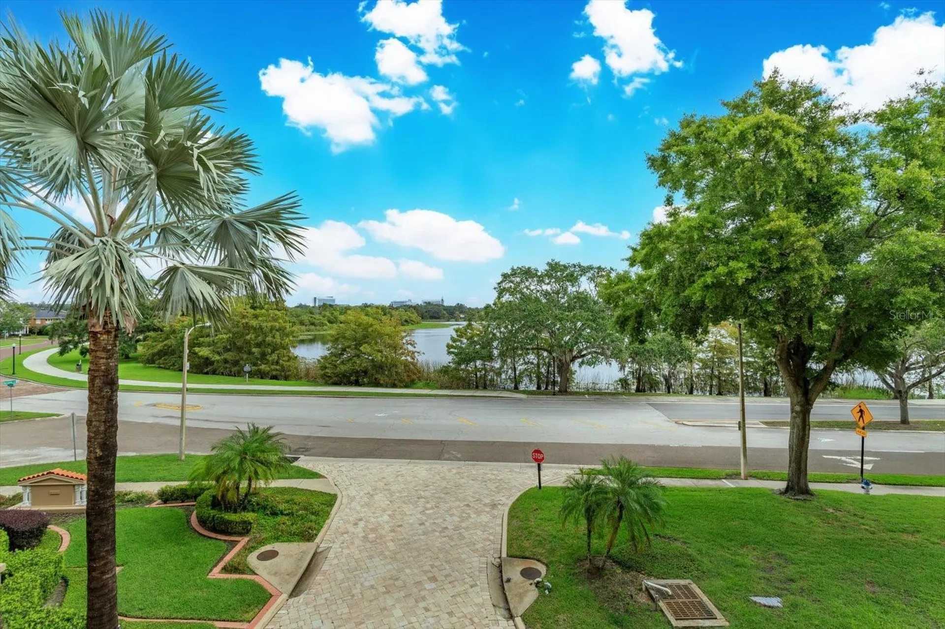 1110 W Ivanhoe Boulevard Orlando FL 32804