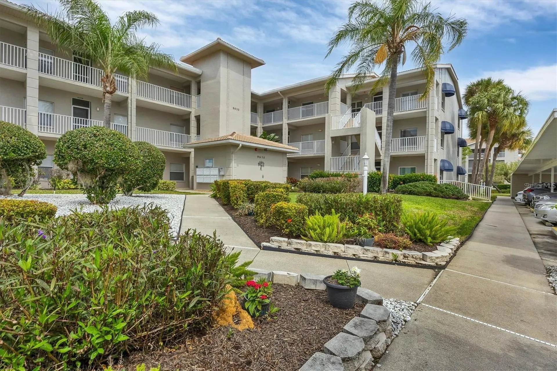 9630 Club South Circle Sarasota FL 34238