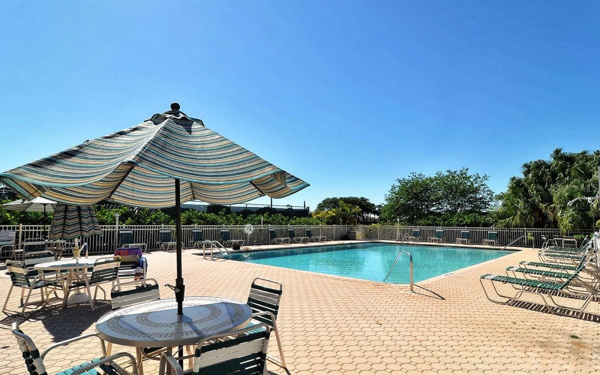 9630 Club South Circle Sarasota FL 34238