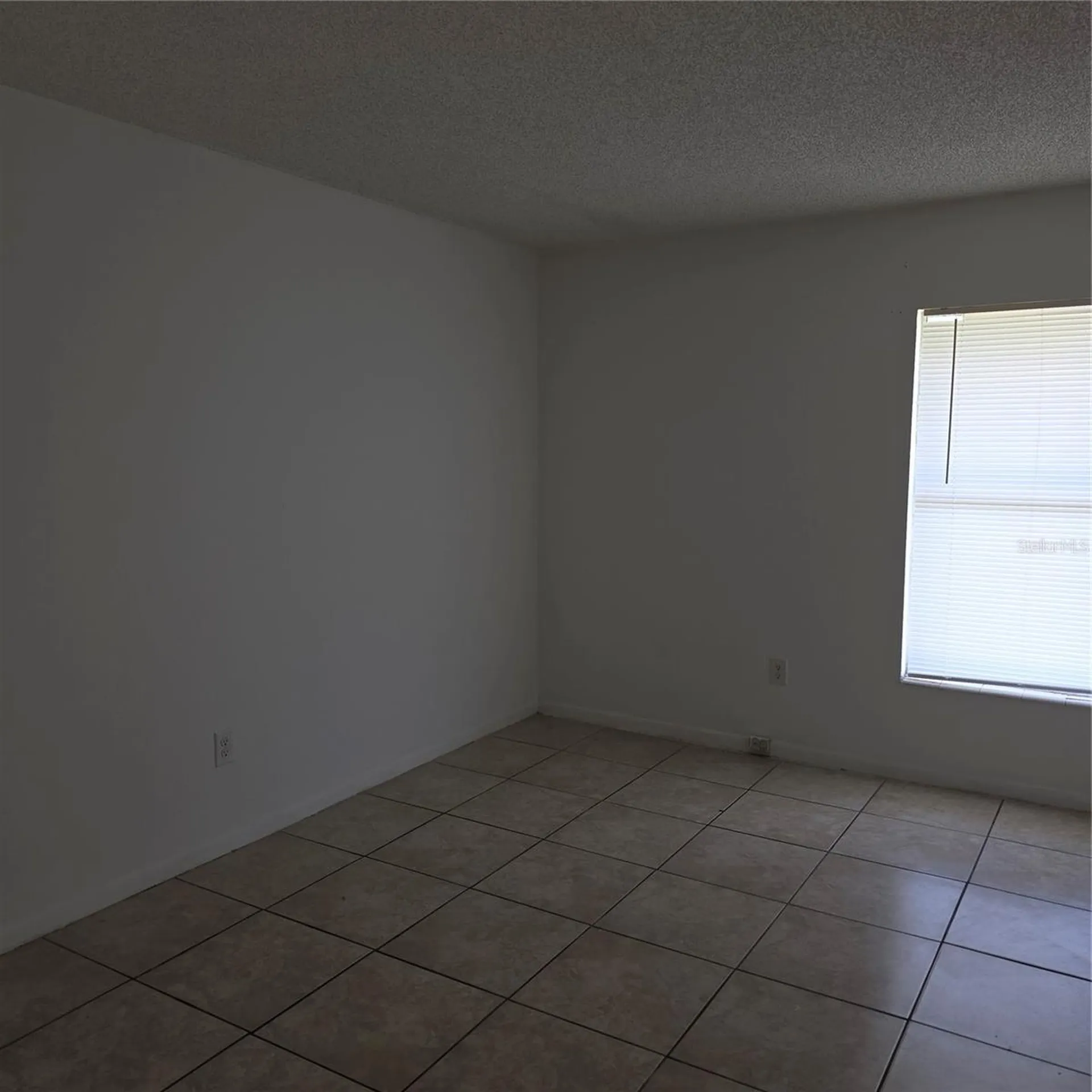 921 W Oak Ridge Road Orlando FL 32809