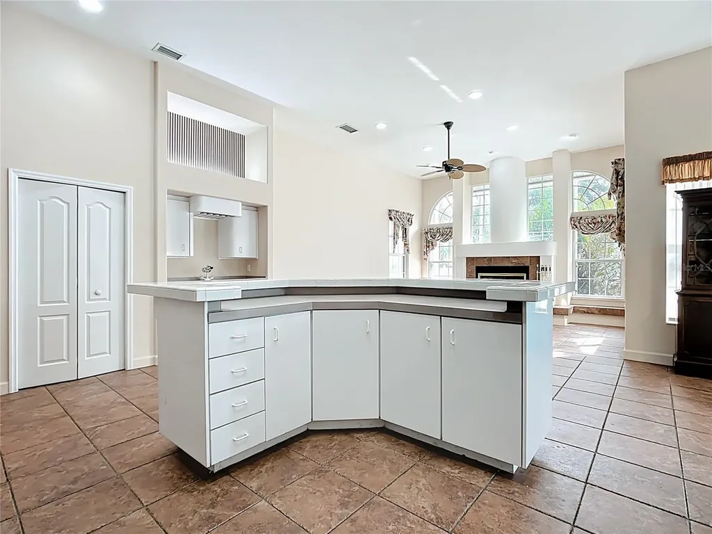 8715 Scandinavia Boulevard Lakeland FL 33809