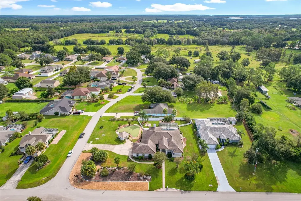 8715 Scandinavia Boulevard Lakeland FL 33809