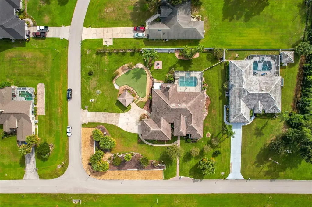 8715 Scandinavia Boulevard Lakeland FL 33809