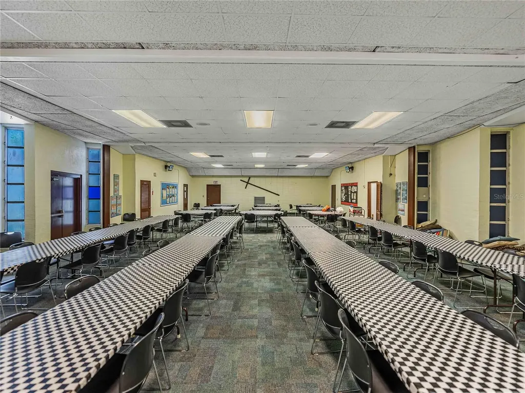 211 Easton Drive Lakeland FL 33803