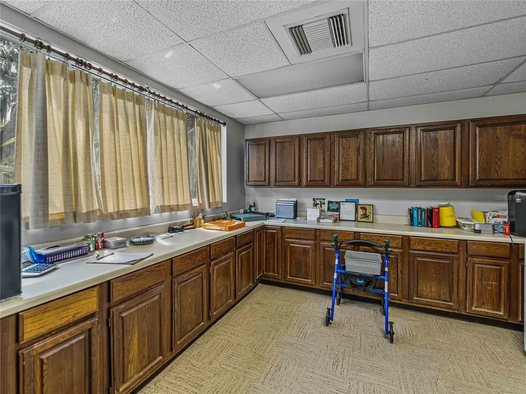 211 Easton Drive Lakeland FL 33803