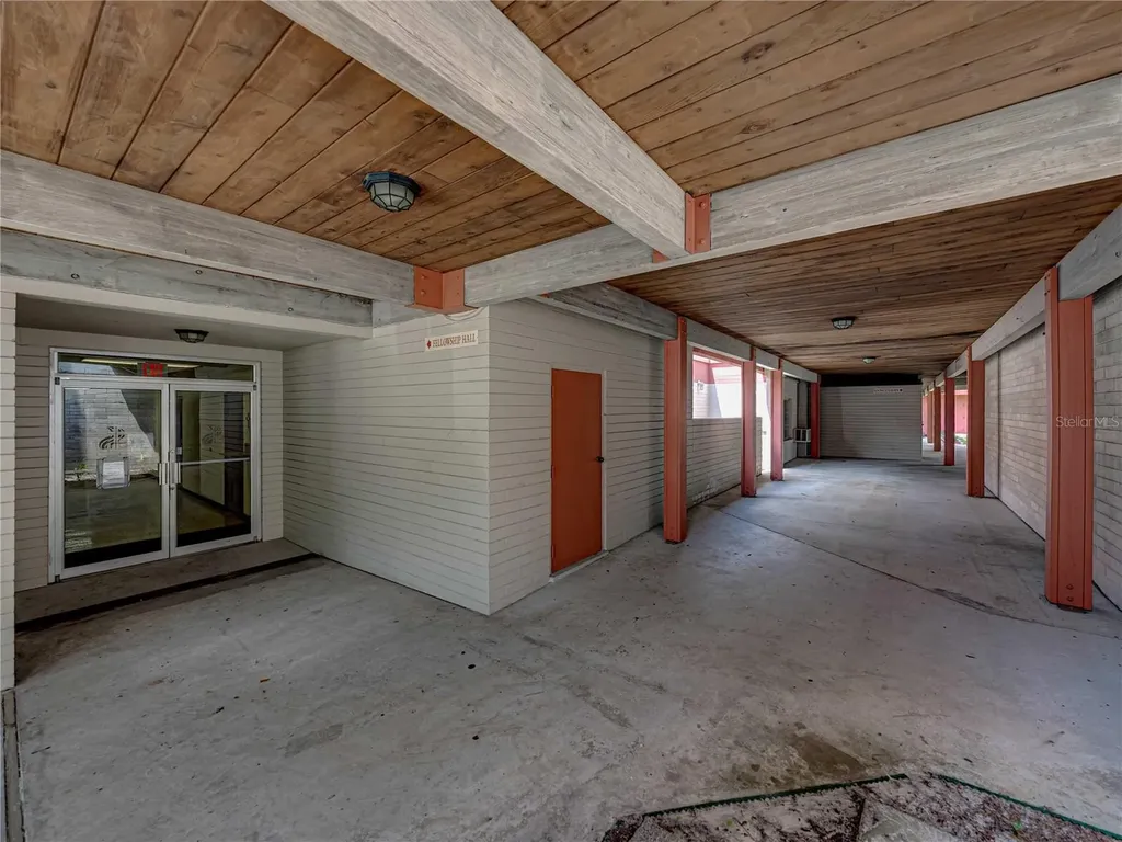 211 Easton Drive Lakeland FL 33803