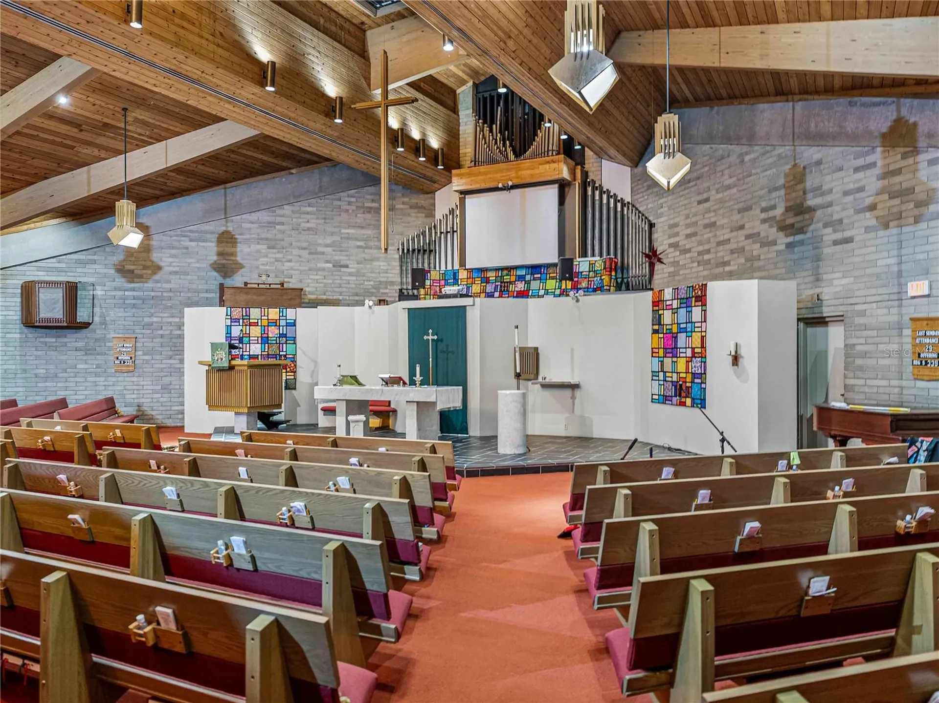 211 Easton Drive Lakeland FL 33803