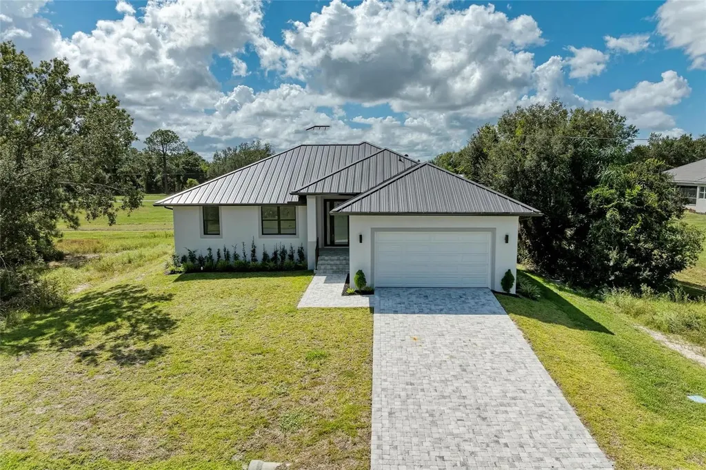 16760 Acapulco Road Punta Gorda FL 33955