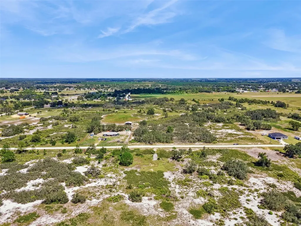 2253 W Shula Road Avon Park FL 33825