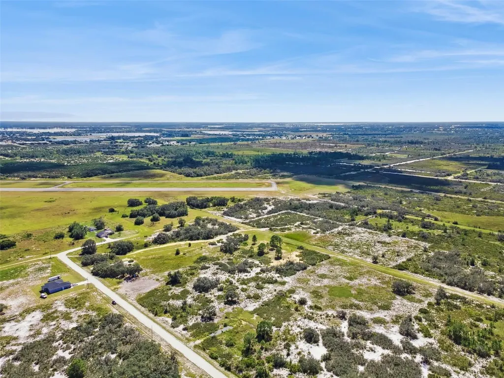 2253 W Shula Road Avon Park FL 33825