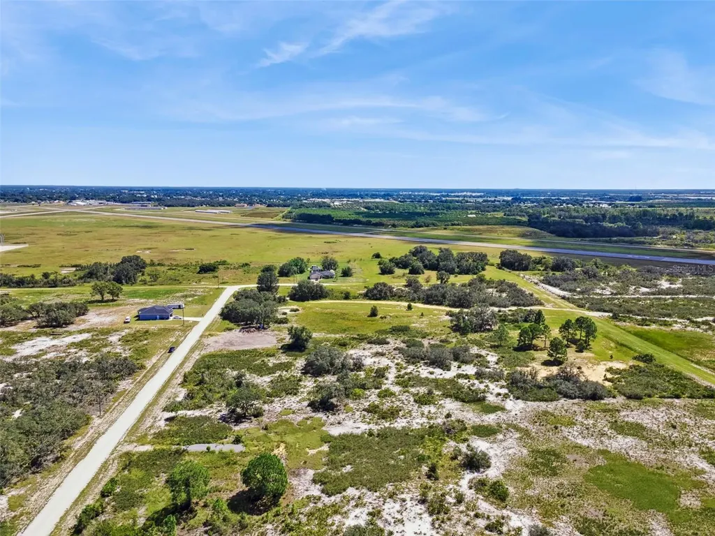 2253 W Shula Road Avon Park FL 33825