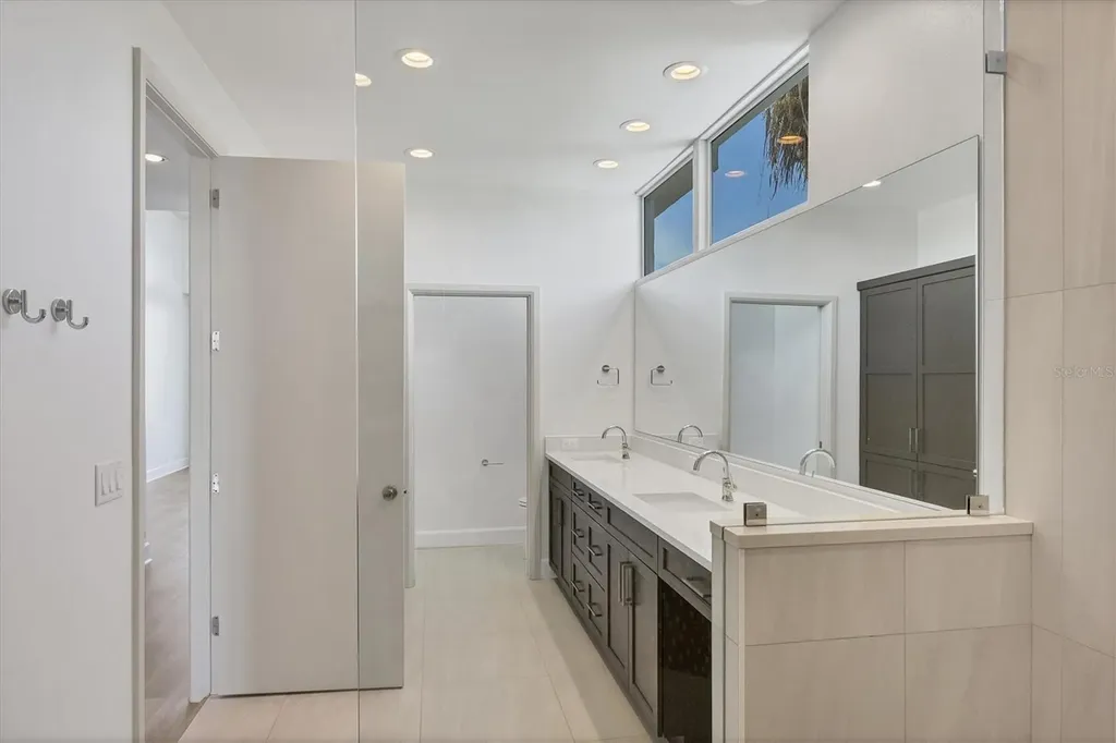 5801 Gulf Of Mexico Drive Longboat Key FL 34228