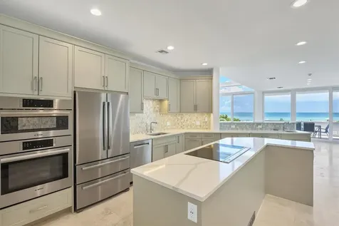 5801 Gulf Of Mexico Drive Longboat Key FL 34228