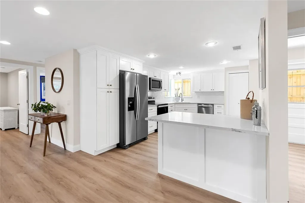 5151 Saint Albans Avenue Sarasota FL 34242