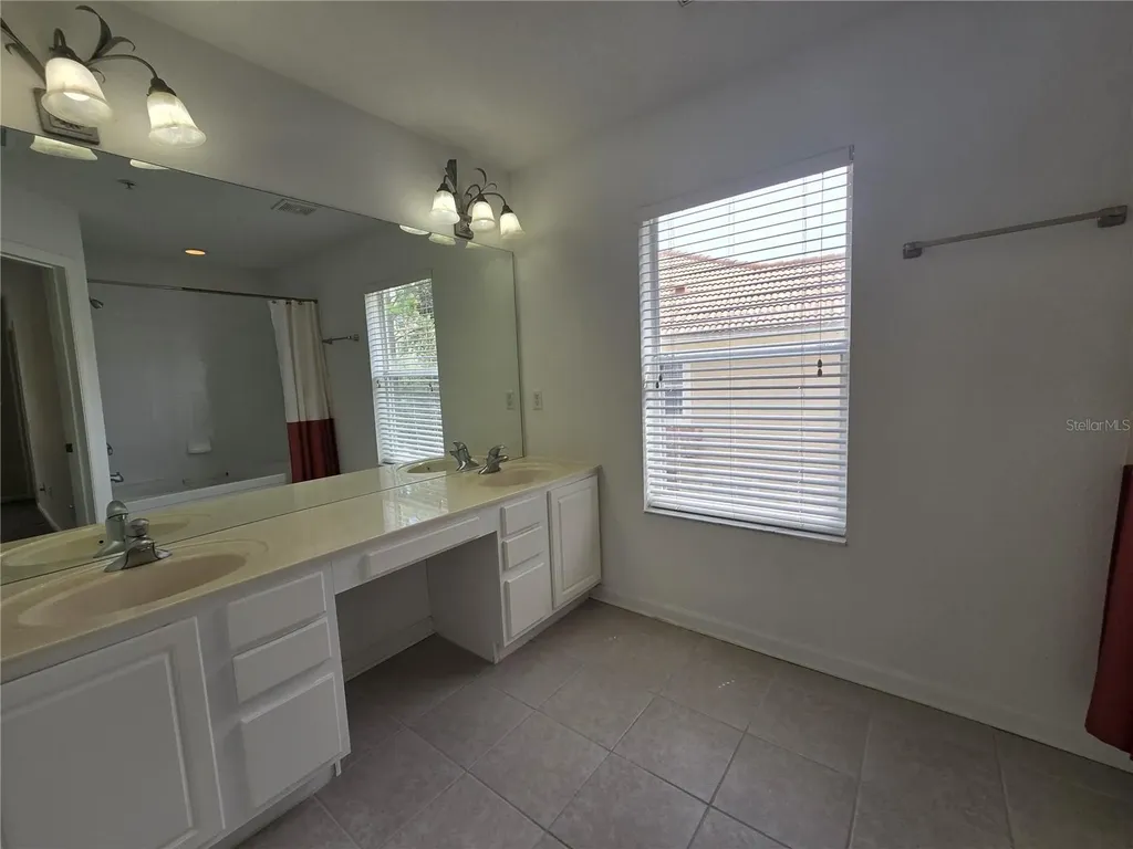 3542 Shallot Drive Orlando FL 32835