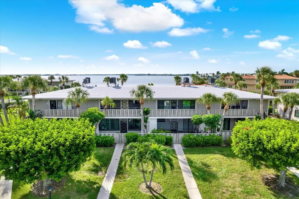 6500 Flotilla Drive Holmes Beach FL 34217