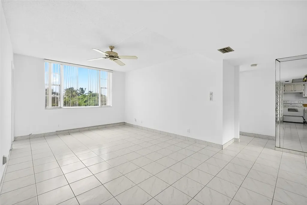 1820 New Palm Way Boynton Beach FL 33435