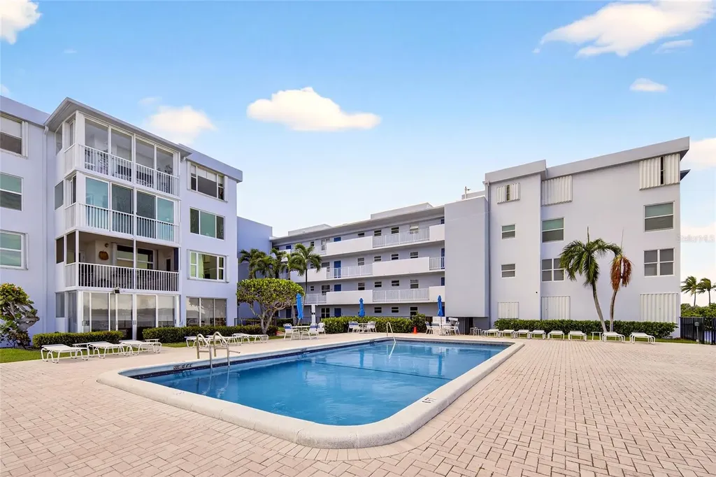 1820 New Palm Way Boynton Beach FL 33435