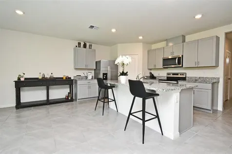 440 Baroness Way Deland FL 32724