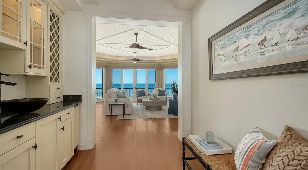 6477 Gulfside Road Longboat Key FL 34228