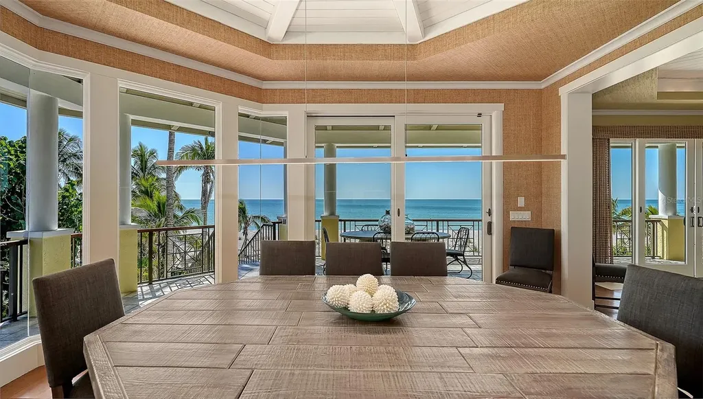 6477 Gulfside Road Longboat Key FL 34228