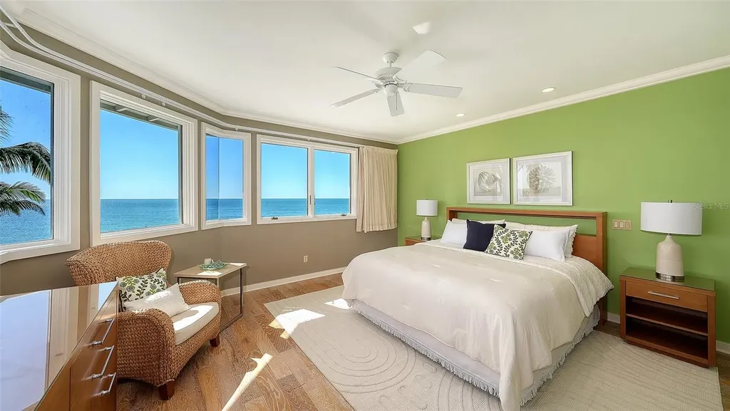 6477 Gulfside Road Longboat Key FL 34228