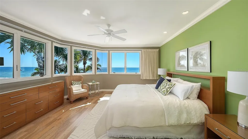 6477 Gulfside Road Longboat Key FL 34228